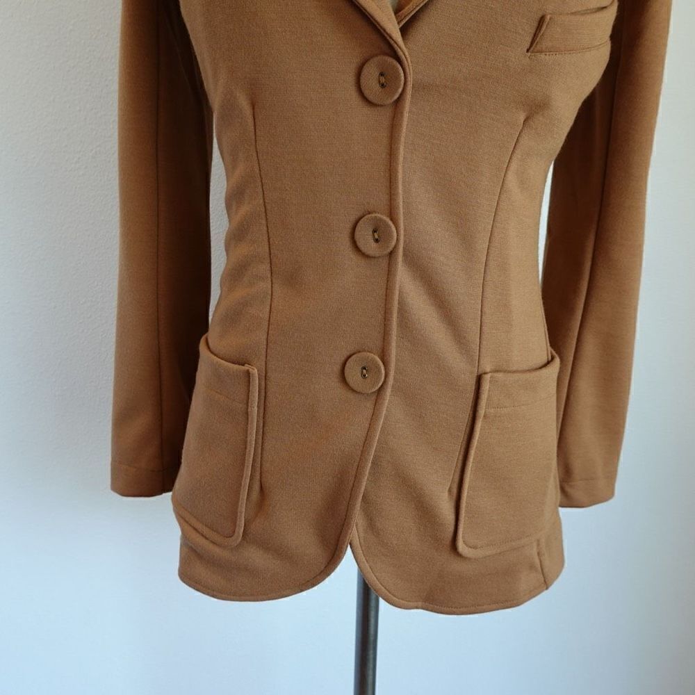 Suzie Kondi Three Button Blazer Camel Size XS NWT - Picture 3 of 13